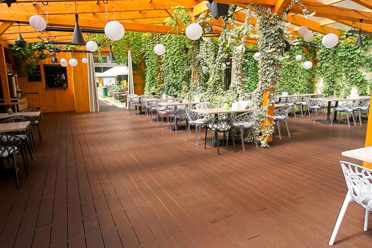 Obora Resort ลานชโกรน ภายนอก รูปภาพ